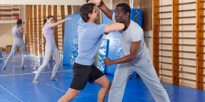 Muay Thai vs Jiu Jitsu: Self-Defense